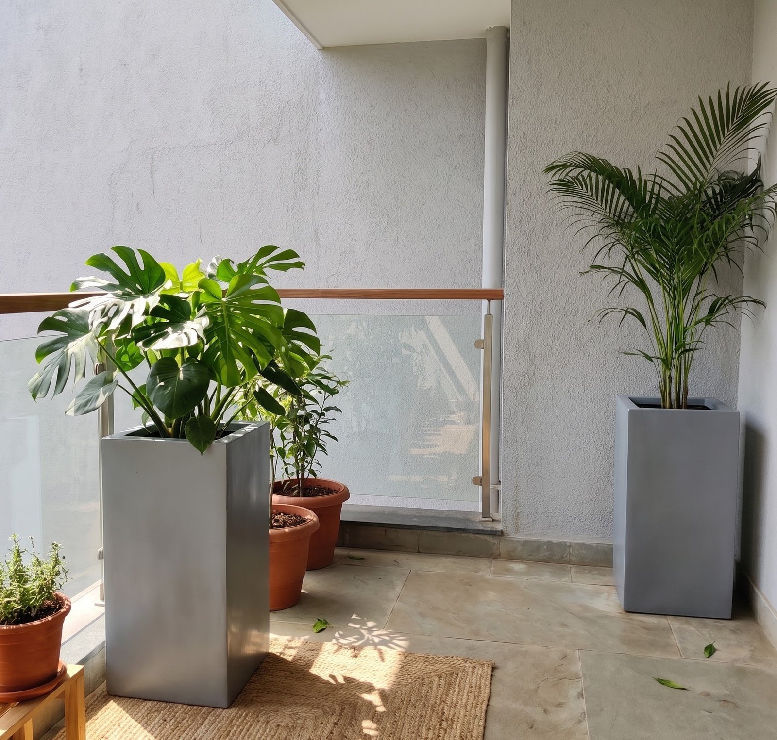 Flush Balcony Corners